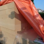 Uitladen houtwolplaten van STO